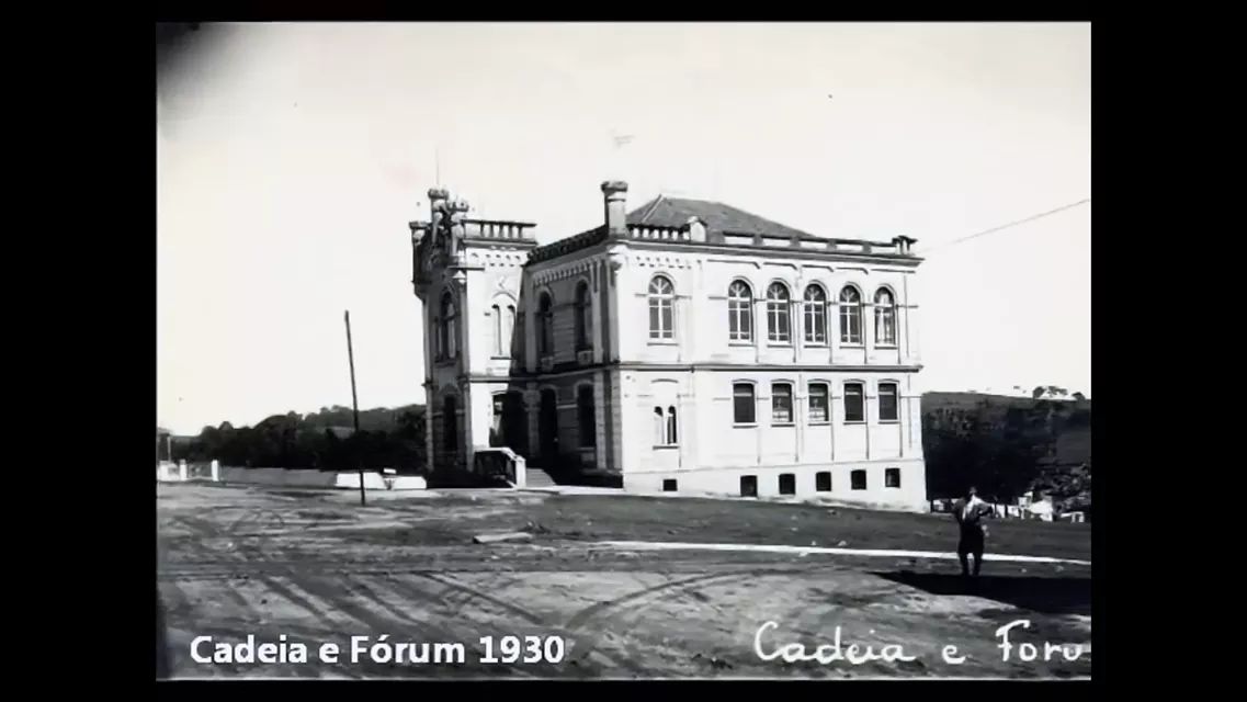 Forum e Cadeia