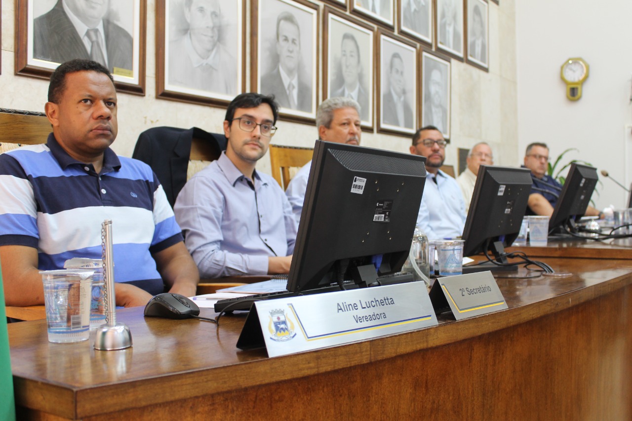 PARLAMENTO REGIONAL REÚNE AUTORIDADES NA CÂMARA DE SÃO JOÃO