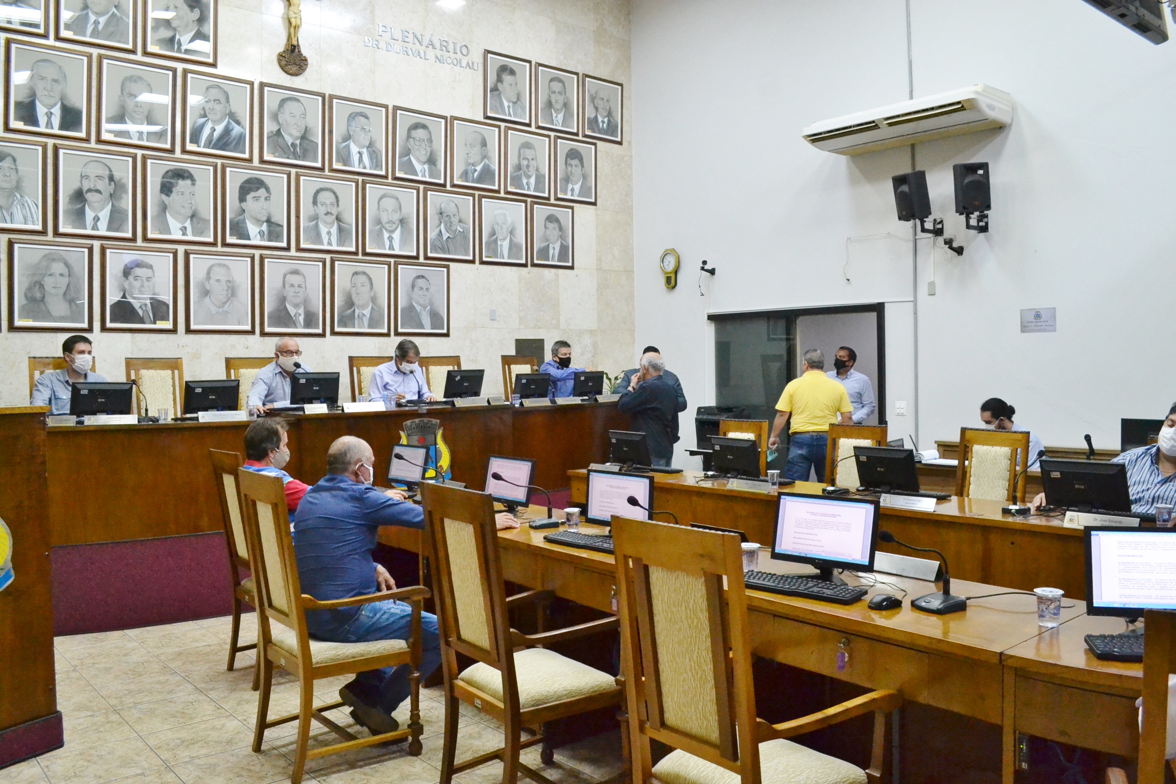 Sessão de 11.05.20 - Confira o resumo das votações e debates entre os Vereadores